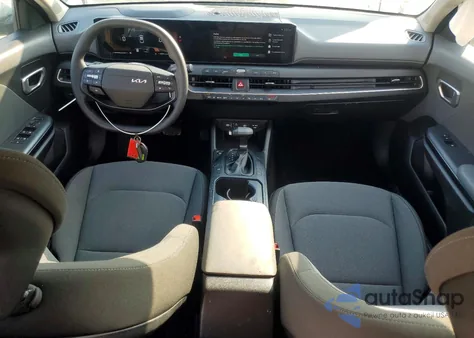 2025 Kia K4 Lx z USA, uszkodzony, nr VIN 3KPFT4DE2SE096724